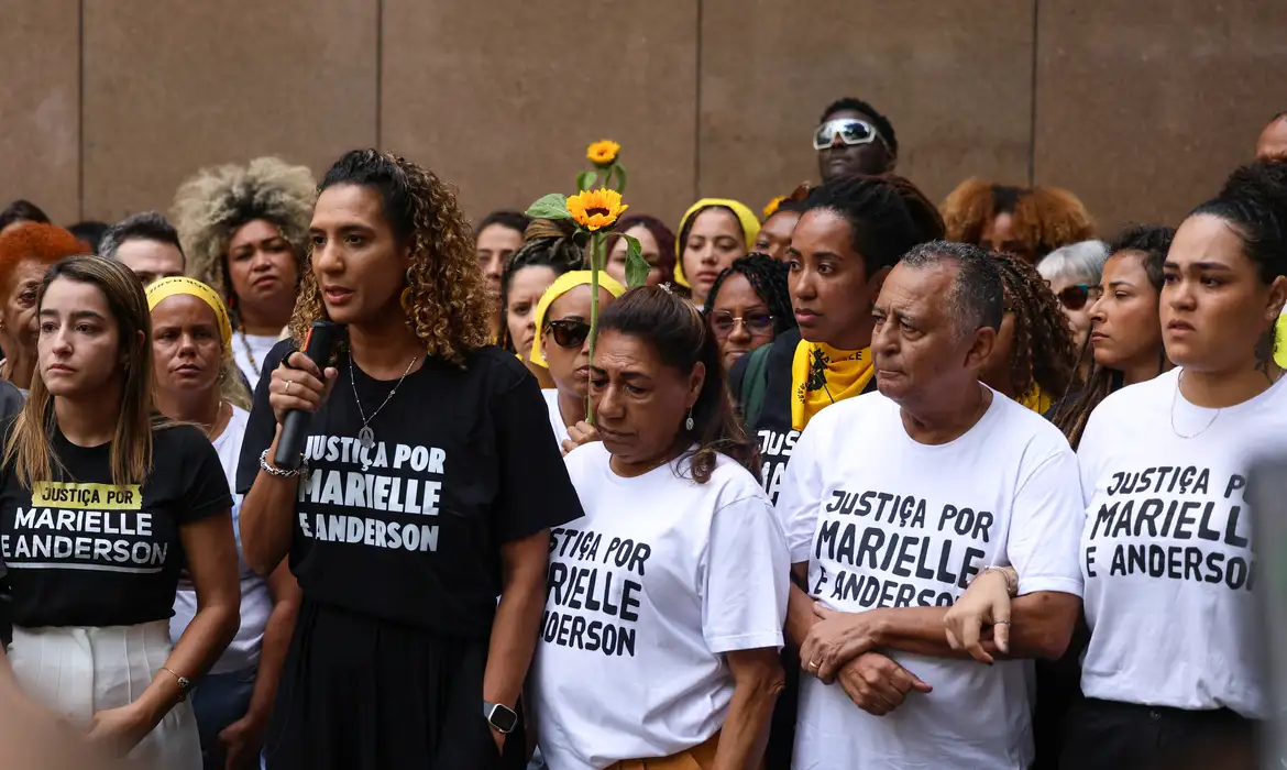 Roma News Fam Lia De Marielle Franco Diz Que Espera Por Justi A H