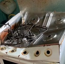 286434 - Panela de pressão explode e jovem acaba internada em estado grave por .