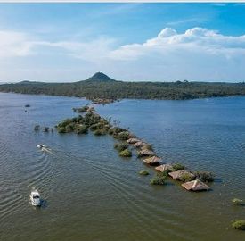 308548 - Imagens mostram como a seca histórica no rio Tapajós alterou a paisagem em Alter do Chão; assista por Paisagem em Alter do ChÃ£o em abril de 2023, antes da estiagem do rio TapajÃ³s.