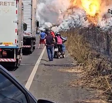 Imagem - Vídeo: Explosão de caminhão tanque deixa feridos entre eles três jornalistas