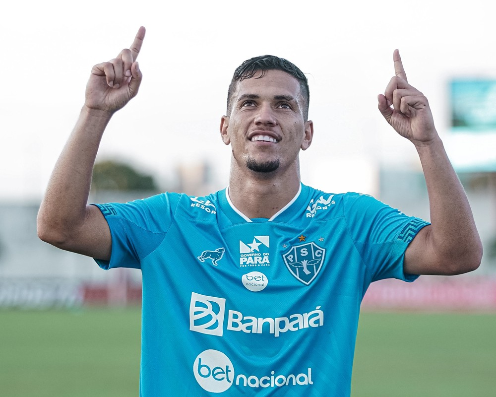 (Vinícius Leite teve uma segunda passagem apagada no Paysandu. )