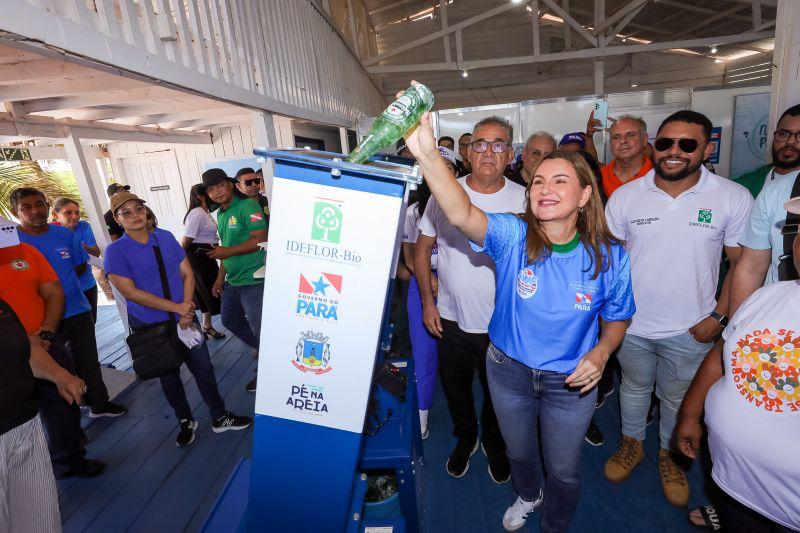 Festival fez a entrega de trituradores de vidro para cooperativas em Salinópolis. 