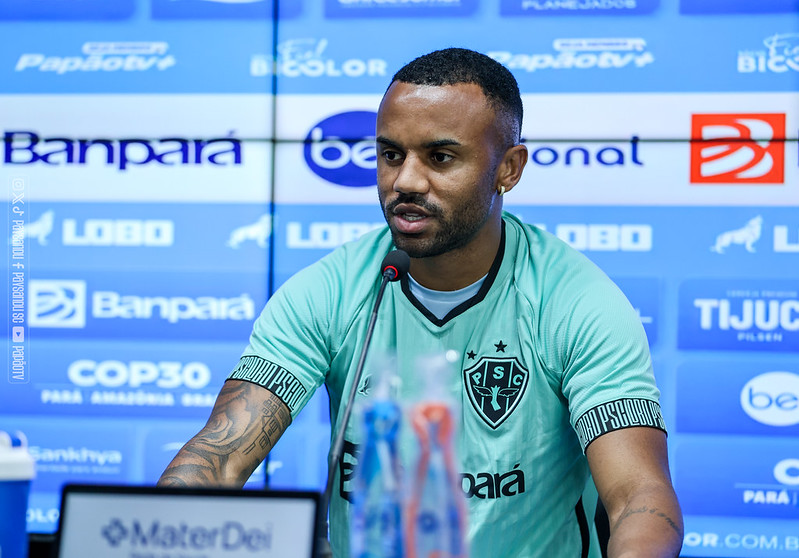 Keffel retorna ao futebol brasileiro depois de anos na Europa. 