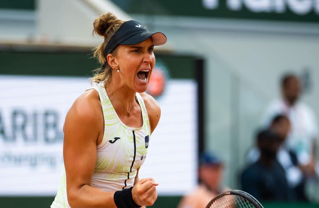 A tenista é esperança de medalha em Paris. 