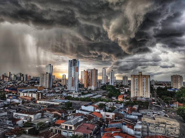 Céu nublado de Belém.