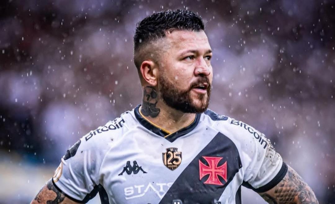 Rossi pode reforçar o Paysandu na Série B. 