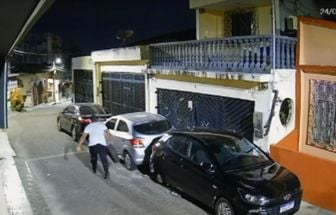 Vídeo: homem é flagrado roubando pneu de carro no Marco, em Belém