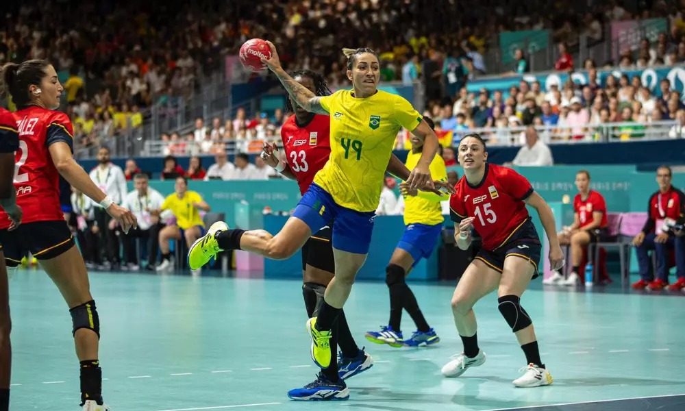 Brasil venceu a Espanha no handebol - 