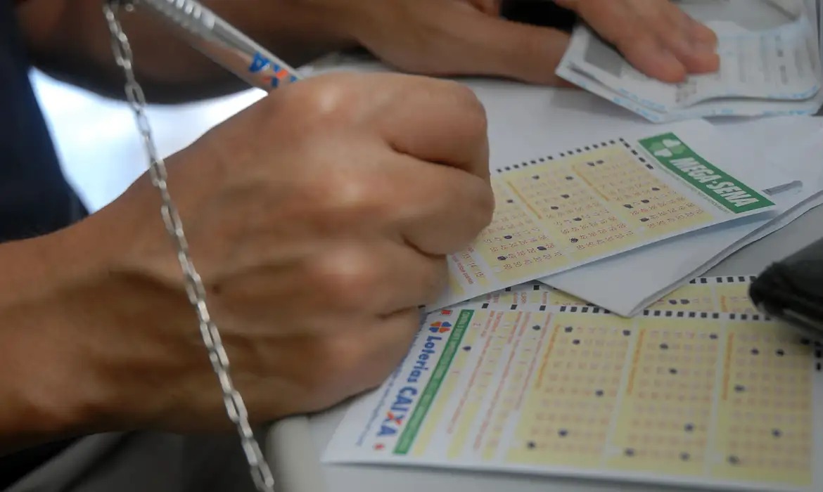 O prêmio está acumulado em R$ 65 milhões.