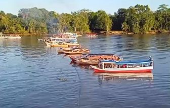 Moradores da Ilha das Onças fecham Rio Mucuruça em protesto contra falta de energia