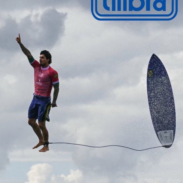 Internautas fizeram memes com a foto de Gabriel Medina