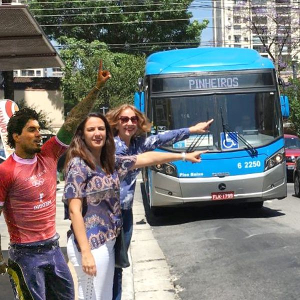 Internautas fizeram memes com a foto de Gabriel Medina