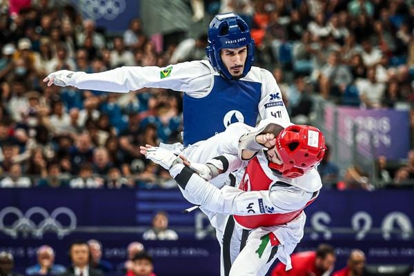 Edival Pontes vence espanhol e garante medalha de bronze do Brasil na modalidade