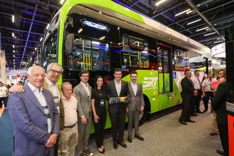 (Governador do Estado participou da maior feira de transporte coletivo e mobilidade urbana da América Latina.)
