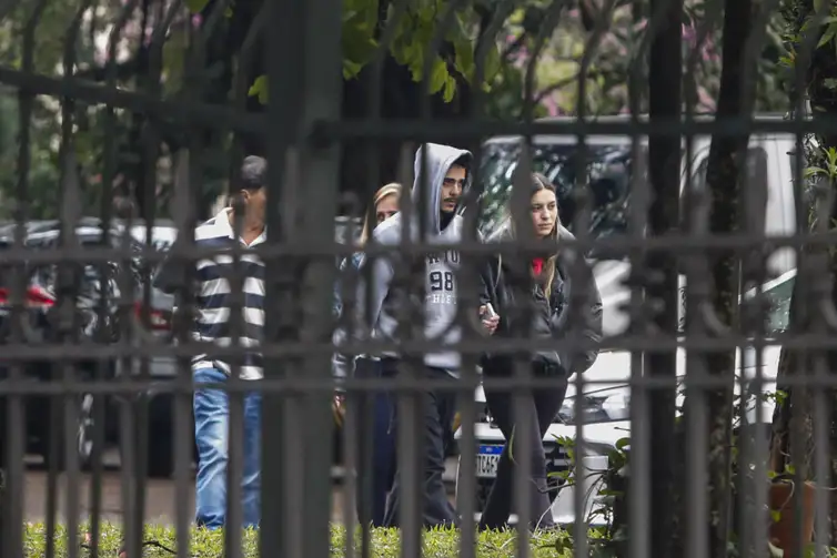 (Governo de São Paulo acolhe 5 famílias das vítimas do voo 2283)