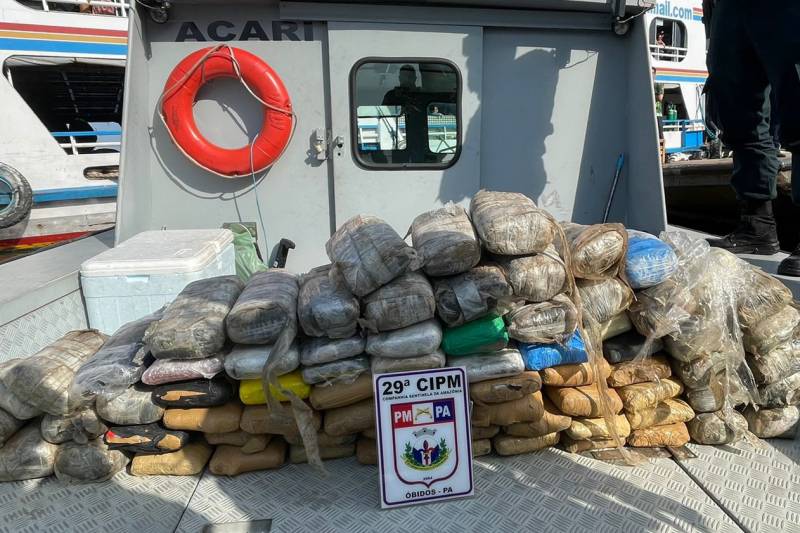 87kg de droga do tipo skank estavam em 75 tabletes escondidos em fundos falsos de um barco.