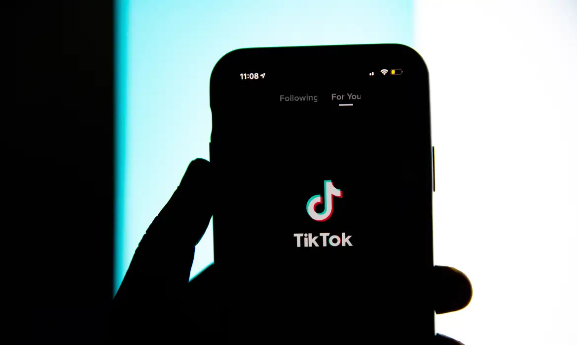 TikTok deve enfrentar processo nos Estados Unidos.