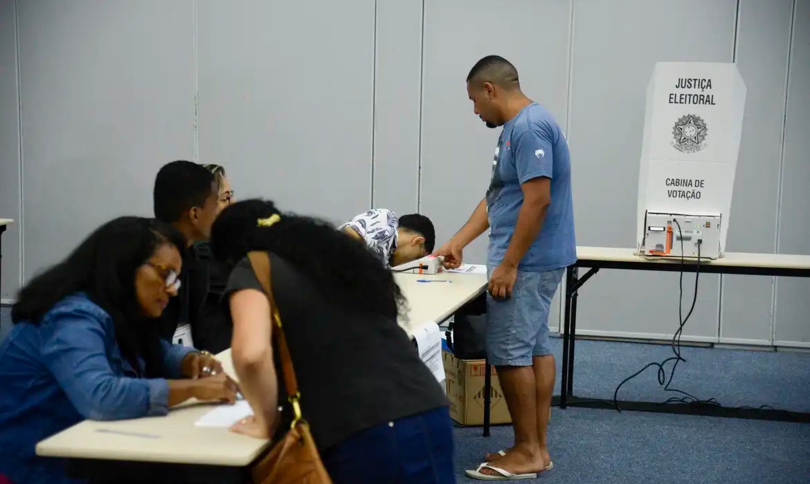 O local de votação pôde ser alterado temporariamente em alguns casos permitidos pelo TSE.