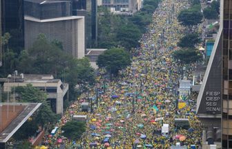 Mais de 60 parlamentares estão confirmados para ato no 7/9