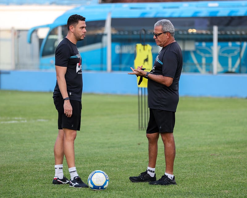 Hélio dos Anjos não é mais treinador do Paysandu