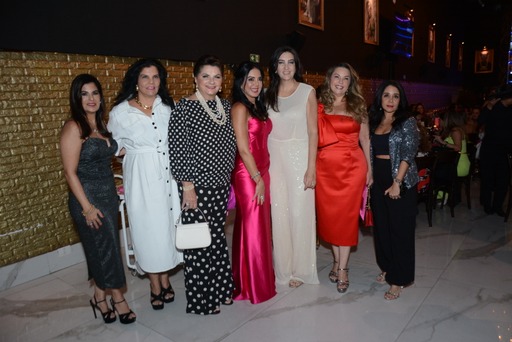 Com Sandra Chady, Zarra Assef, Telma Guerreiro, Kathya Novelino, Jussara Maranhão e Lygia Paes Barreto