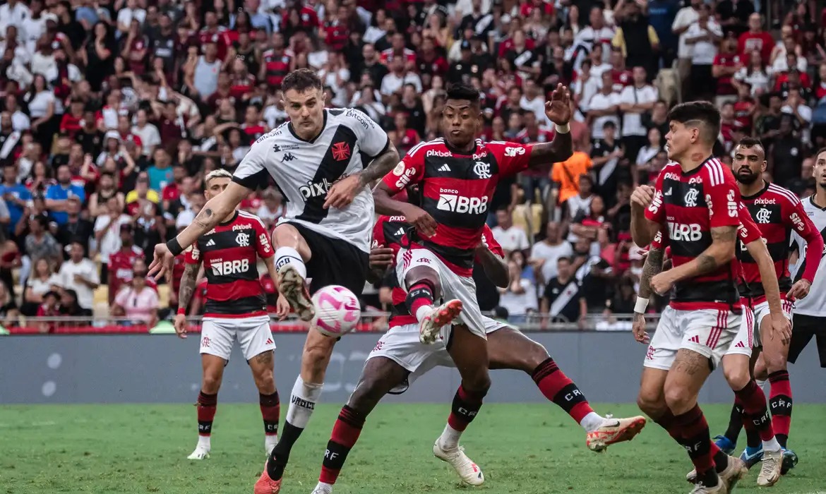 Um dos principais jogos da 26ª rodada da Série A do Campeonato Brasileiro, o confronto entre Flamengo e Vasco.