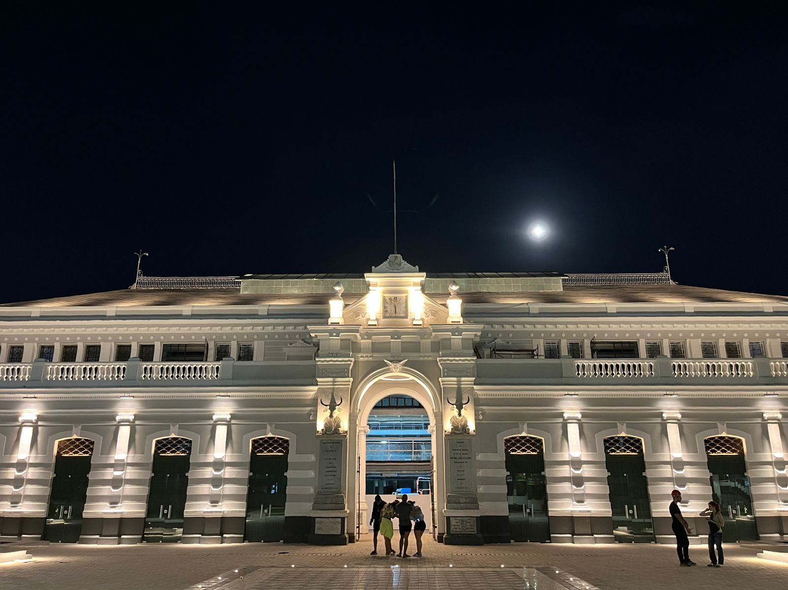 Novo Mercado de São Brás na reta final das obras.