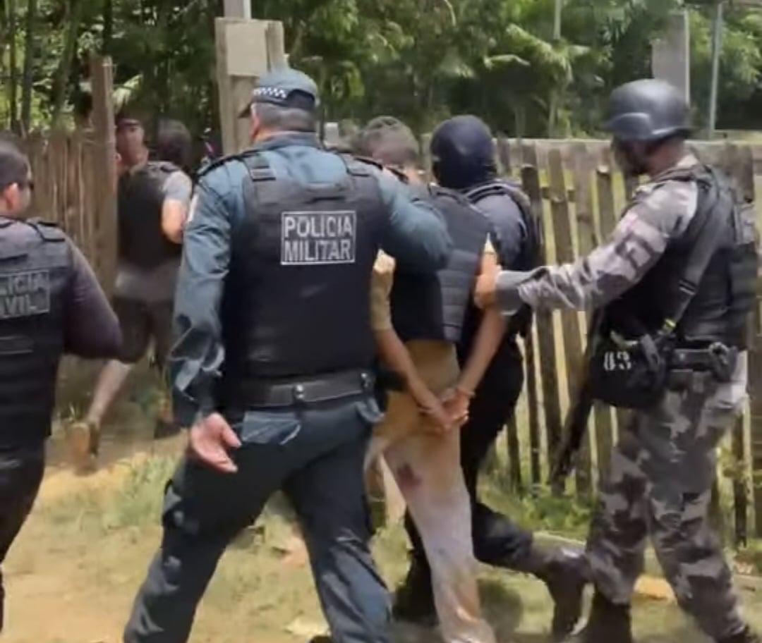 A PM conduziu o suspeito até o local para indicar paradeiro de Sara.