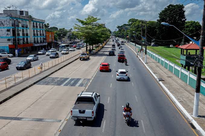 Via está em obra