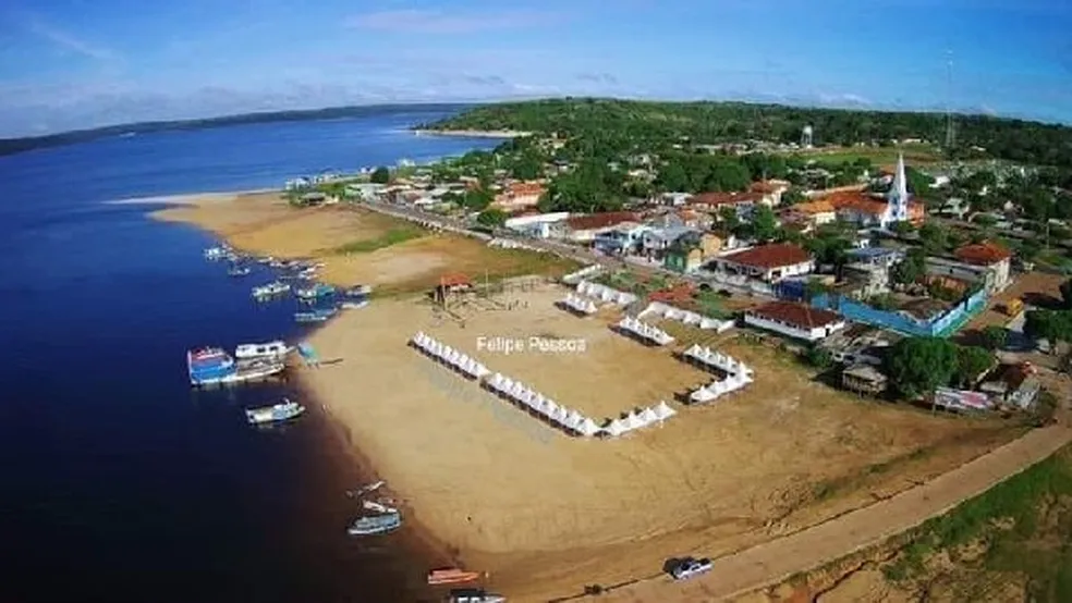 Faro, no baixo Amazonas.