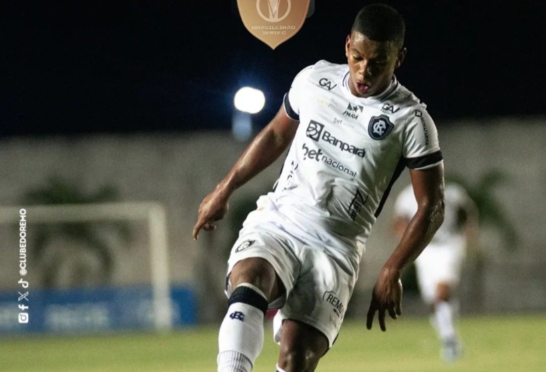 (Botafogo-PB e Remo se enfrentam no estádio Almeidão - )