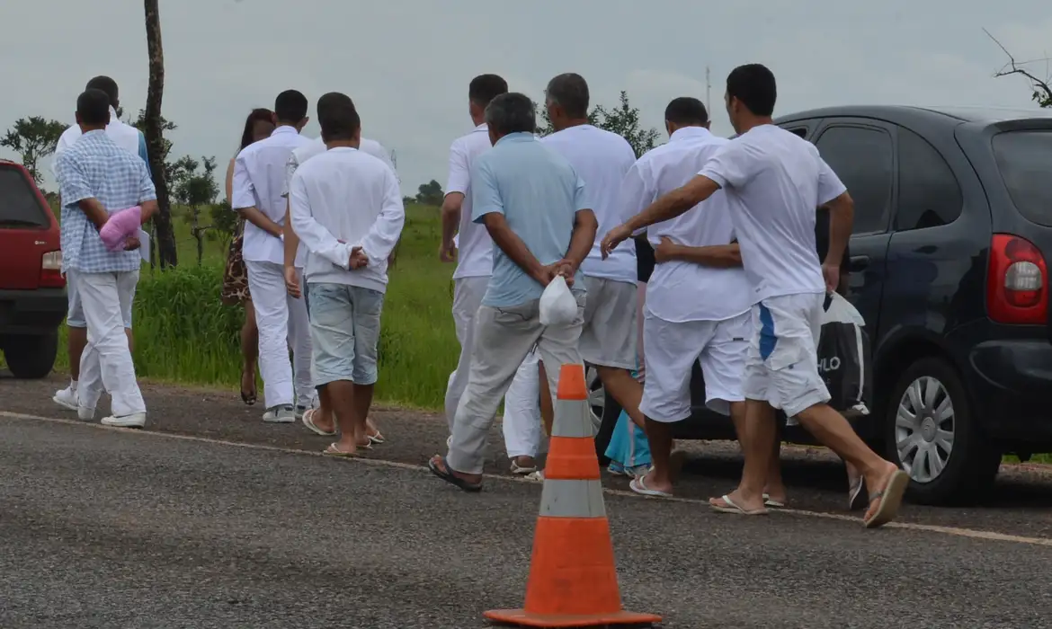 Eles devem voltar à penitenciária na próxima segunda-feira.