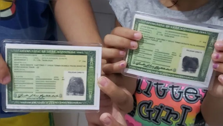 O projeto "Meu Primeiro RG" promove emissão gratuita de RGs para crianças de zero a 12 anos de idade.