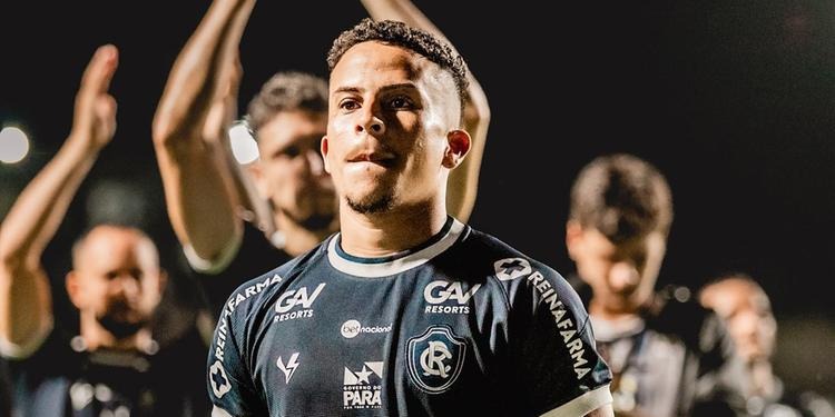 Ricardinho tinha 22 anos e foi assassinado em Marituba - 