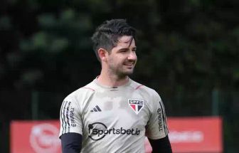 Rodrigo Santana fala sobre a tentativa de contratar Alexandre Pato