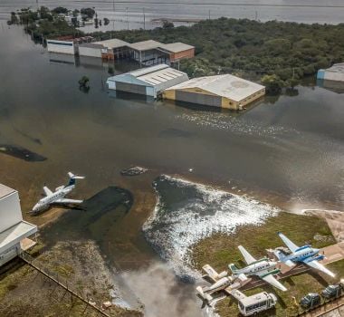 Imagem - Aeroporto de Porto Alegre volta a receber voos comerciais na segunda