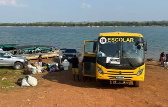 Professores que sobreviveram a naufrágio de embarcação chegam em Altamira, no Pará