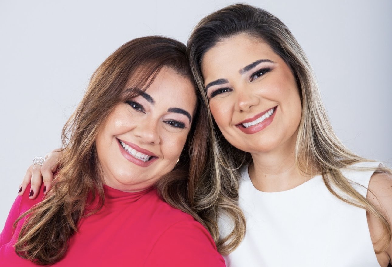 As empresárias Natasha e Vanessa Guerreiro, franqueadas da Escovei