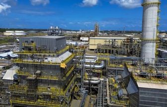 Refinaria da Petrobras vai transformar poluente em produto rentável