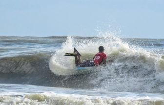 Praia do Maçarico recebe campeonato de bodyboarding