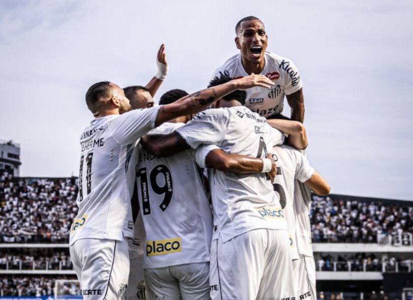 Santos conquistou a taça mesmo sem entrar em campo - 