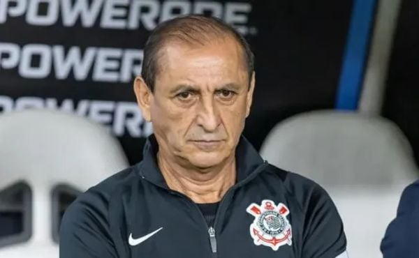 Com cinco possíveis desfalques, Ramón Díaz prepara o Corinthians para enfrentar o Cruzeiro