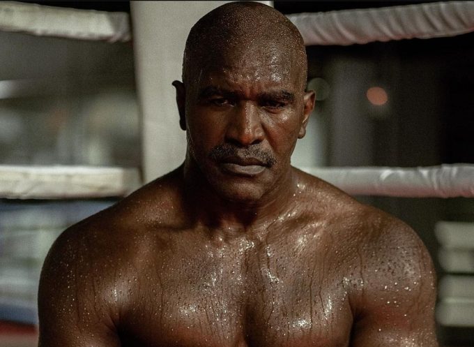 Aos 62 anos, Holyfield pediu mais uma luta com Tyson - 