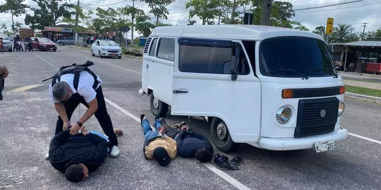 O grupo foi peso em flagrante no município de Marituba, na Grande Belém