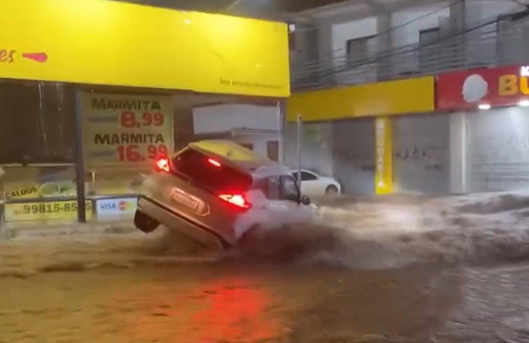 Chuvas assolam o Distrito Federal 