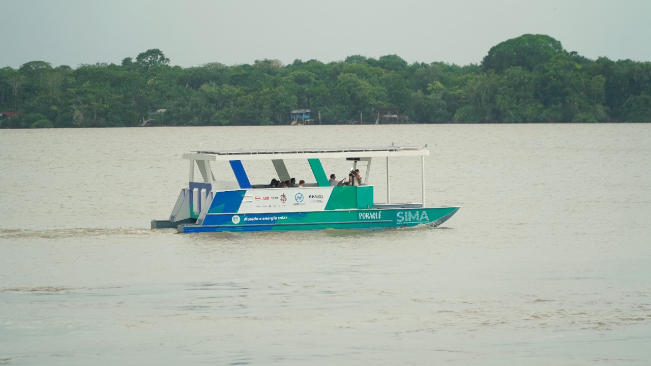 Barco elétrico