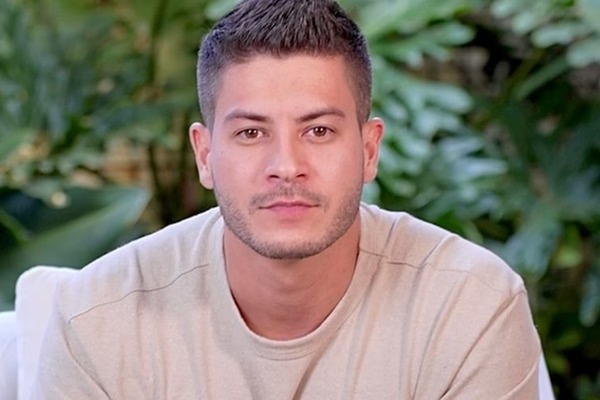 Arthur Aguiar, ator, cantor e empresário. 