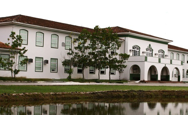 Prédio da Reitoria da Universidade Federal Rural da Amazônia, em Belém