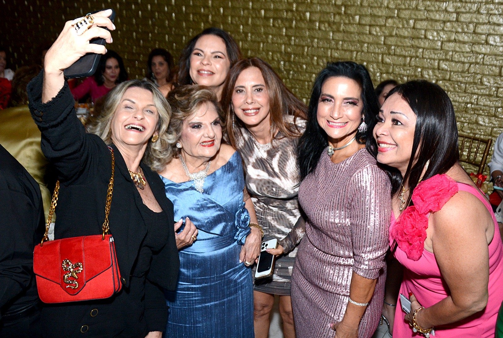 Pausa para a selfie com a colunista, Simone França, Neuzinha Rodrigues, Gilvana Gonçalves e Lilian Castro 