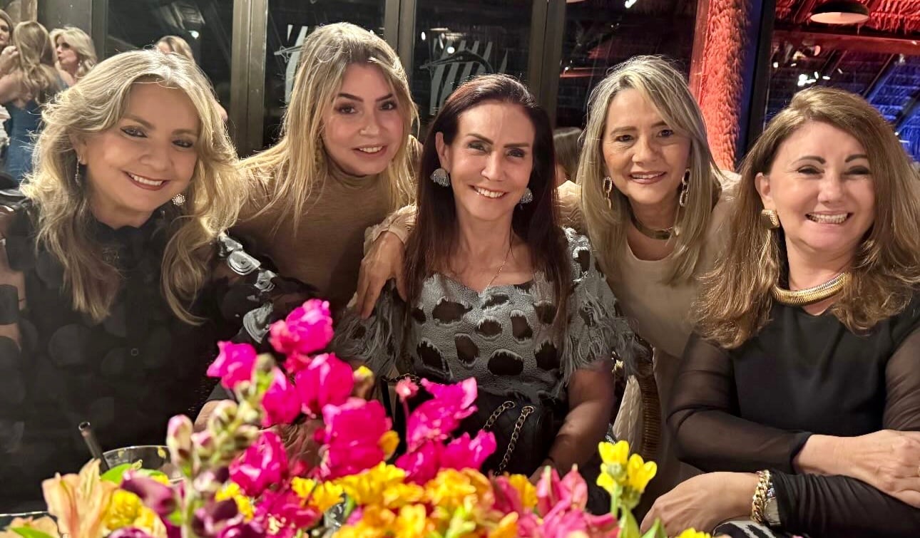 Ruth Lobato, Gigi Mello, Angela Lobato, Eliana Grello e Dilza Lemos